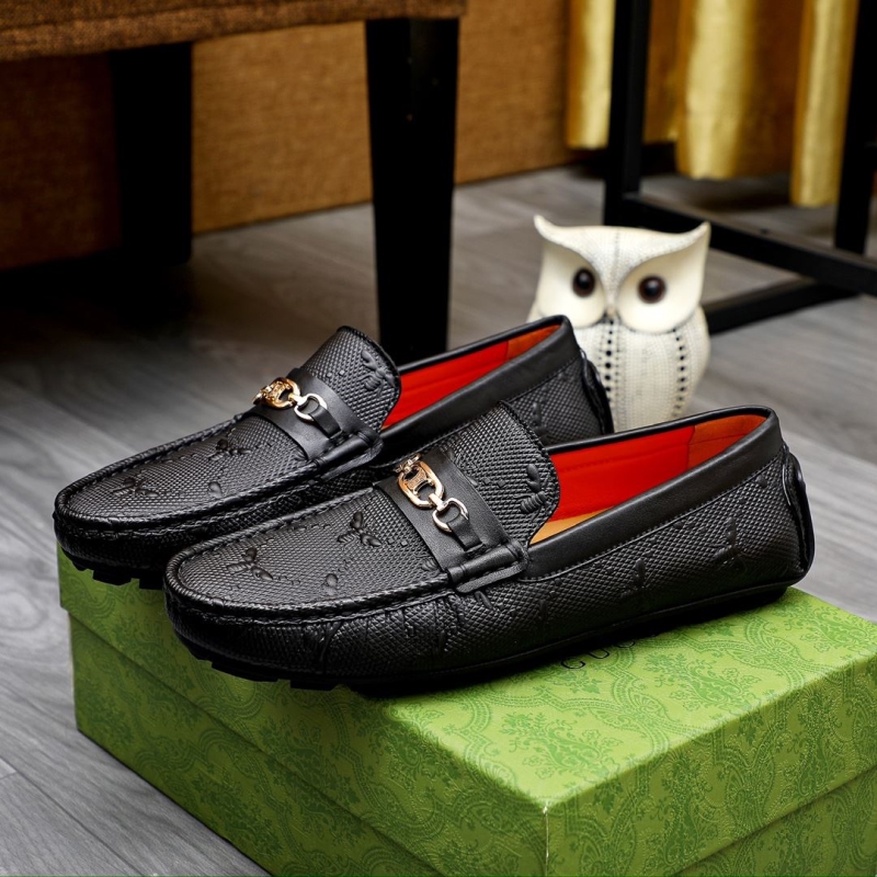 G*u*i leather shoes